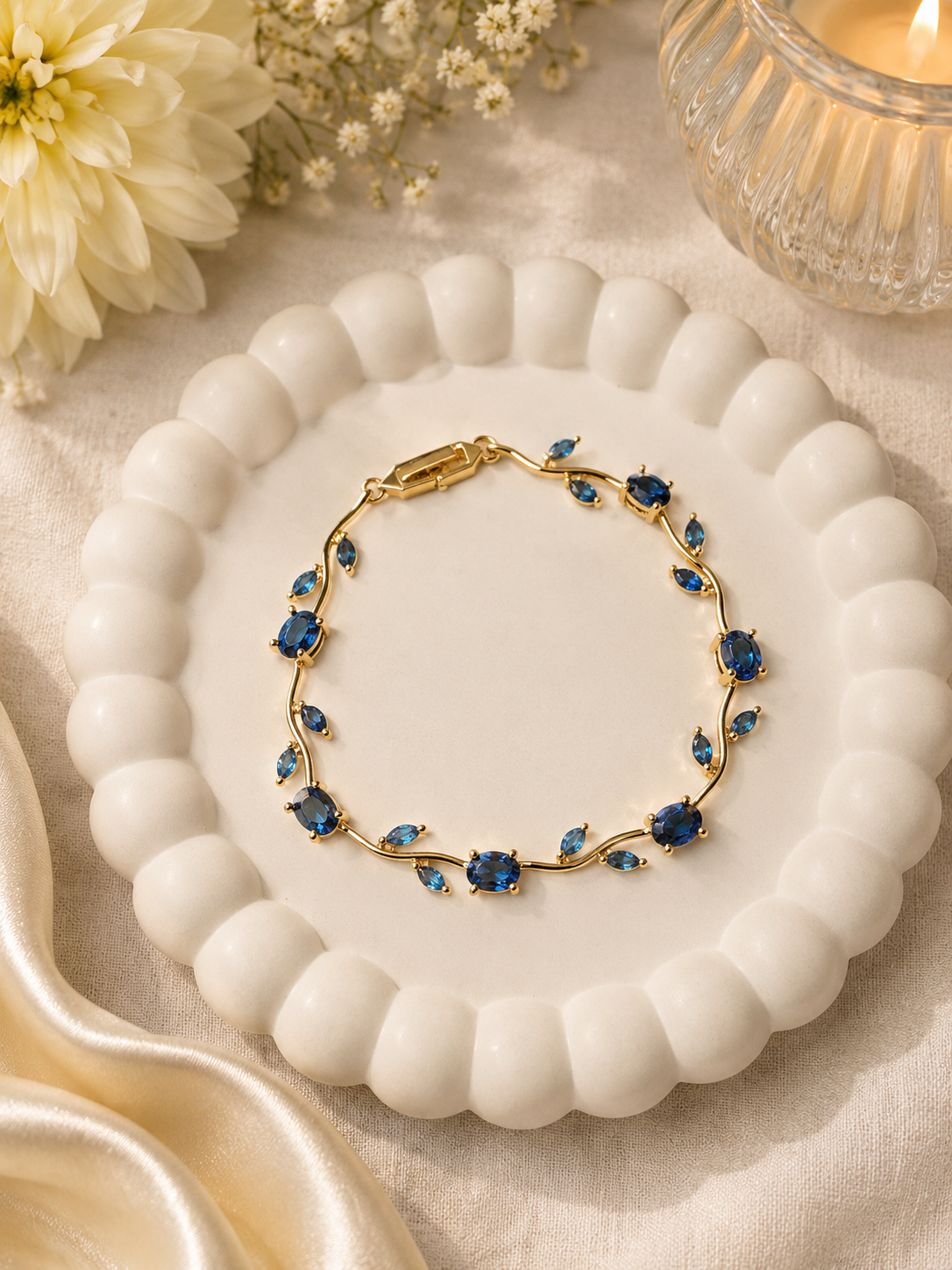 Sapphire Tulip Bracelet