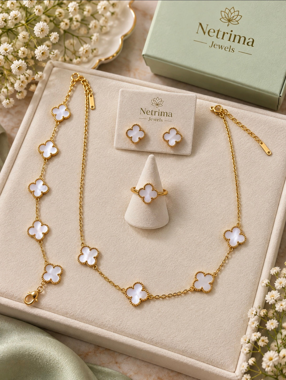 Pearl Clover Elegance Set