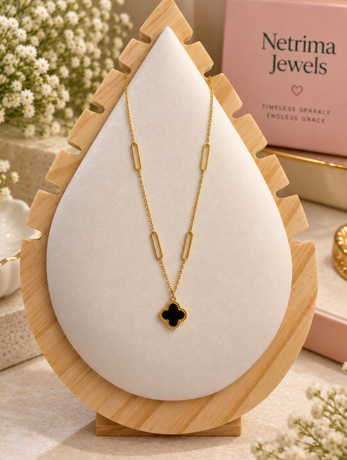 🖤 Golden Noir Quatrefoil Necklace