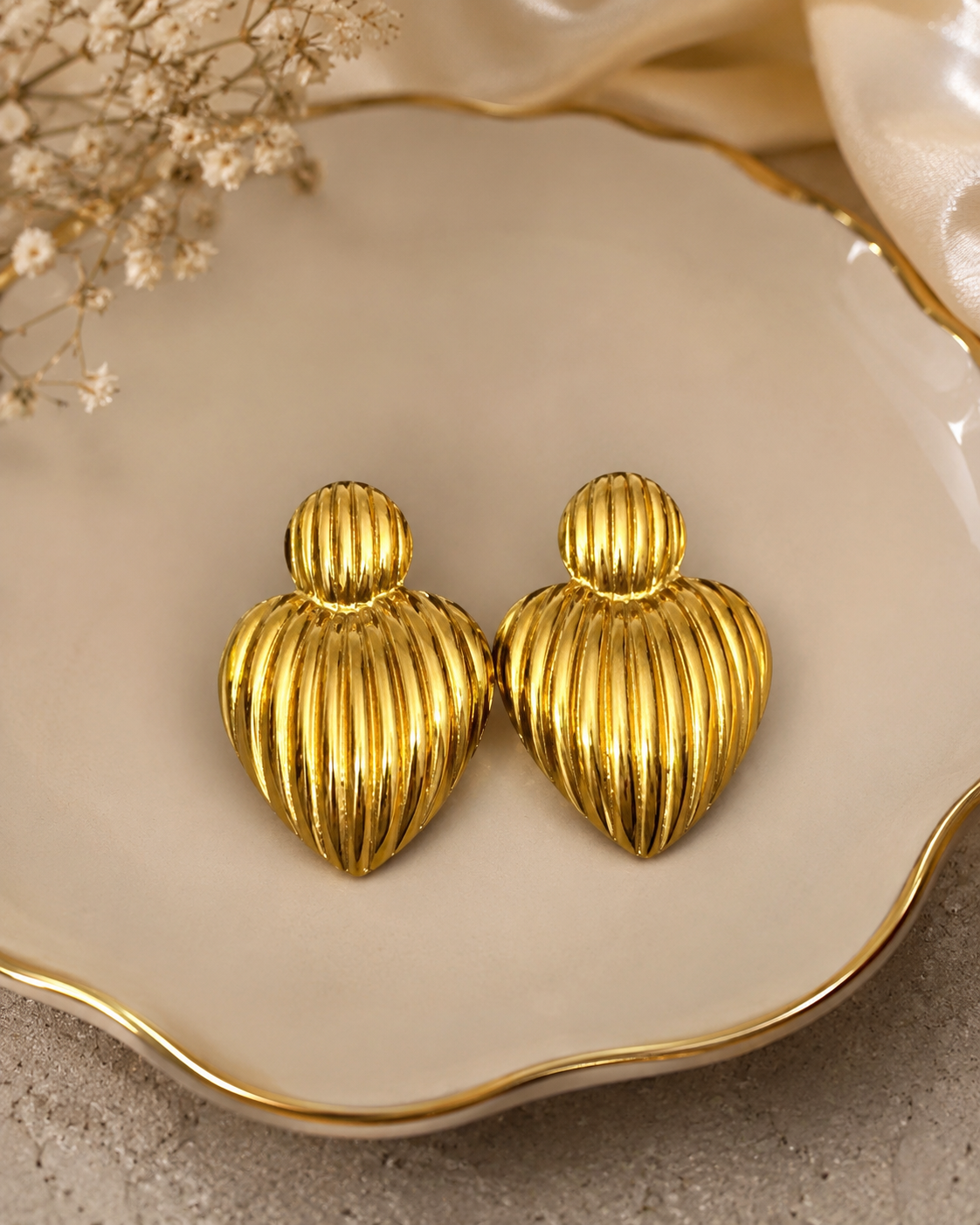 Golden Amour Heart Studs